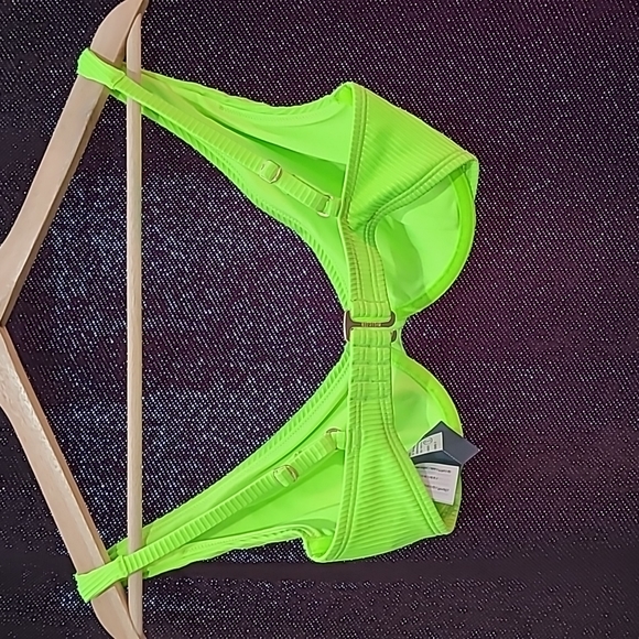 Women's Hollister Curvy High Apex Ribbed Underwire, size XXS, neon green, NWT - Picture 2 of 4